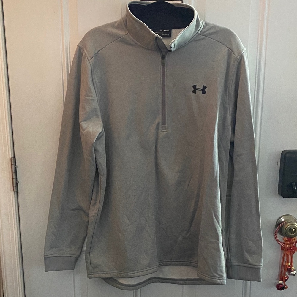 Under Armour Light Gray Quarter-Zip Top